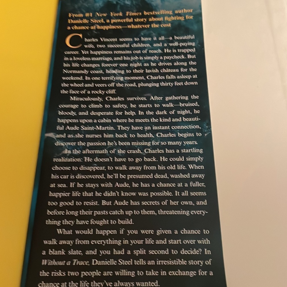 🎈Without a Trace by Danielle Steel. 2023. Hardcover🎈 - Picture 6 of 7